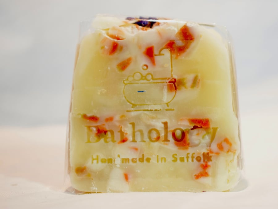 Handmade unfragranced Gardeners soap with clays, Traditional Cold process, garde