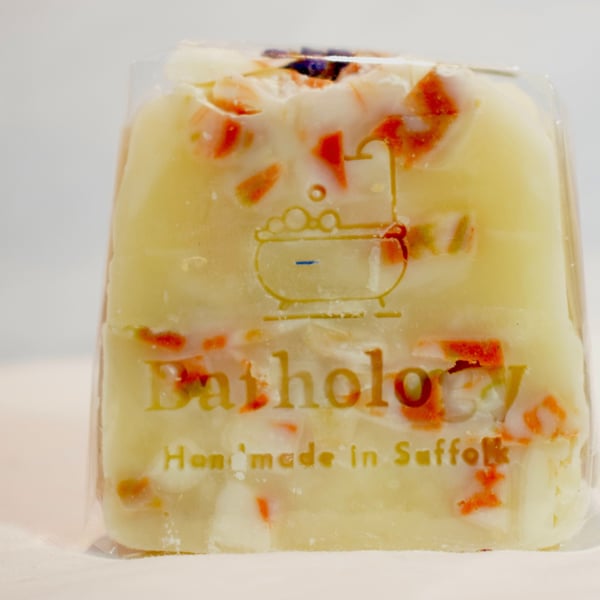 Handmade unfragranced Gardeners soap with clays, Traditional Cold process, garde