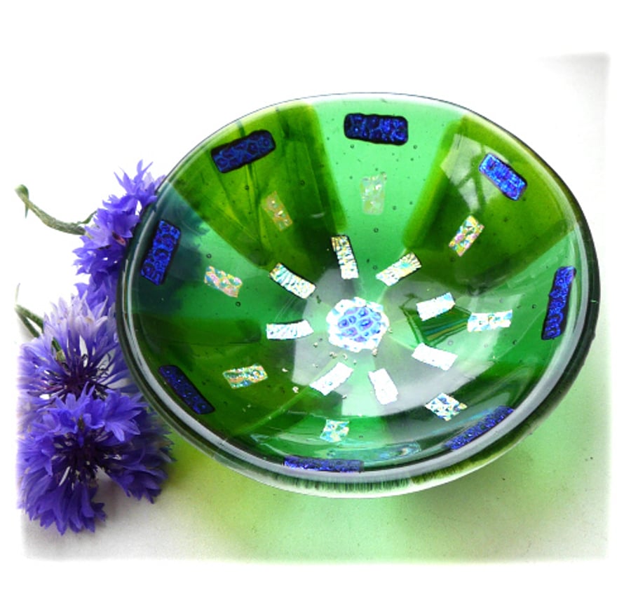 Fused Glass Bowl Round 12cm Green Dichroic 048