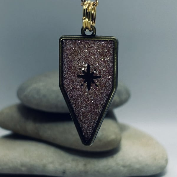 Celestial Star Necklace – Resin Pendant in Bronze Crest Caelestis