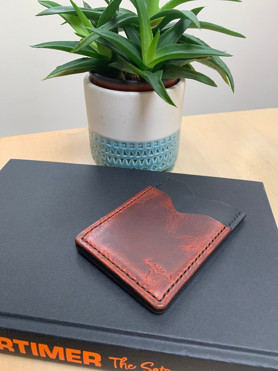 Leather card holder wallet in black and brown