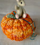 Dora, a tiny jointed mouse sitting on a pumpkin - Image 2