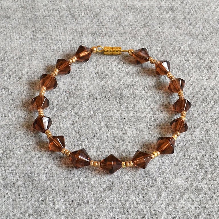 Brown Glass Bicone Bracelet with Gold Seed Beads