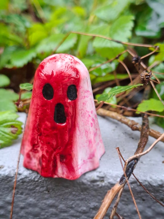 Ghost Ghostie Ornament Decoration BILLY Valloween unique different spooky cute