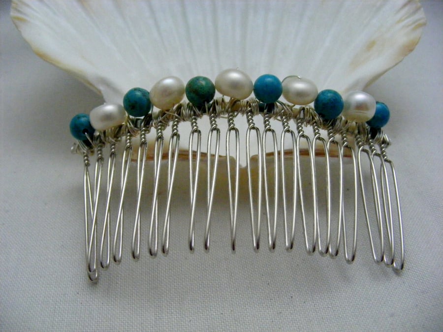 Turquoise Gemstone and Freshwater Pearl Hair Comb
