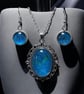 Vintage style necklace and earrings set, handmade felt with silk in turquoise