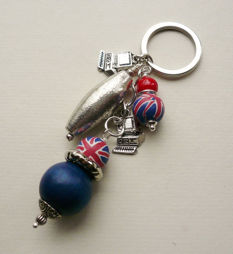 Keyring Red and Blue Union Jack Beaded Tibetan Silver Computer Themed   KCJ1600