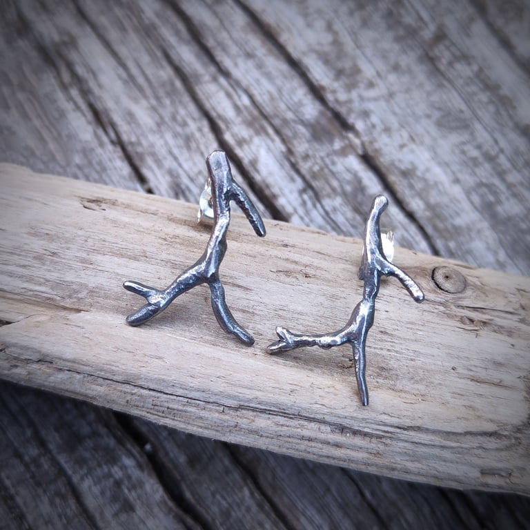 Silver twig studs earrings