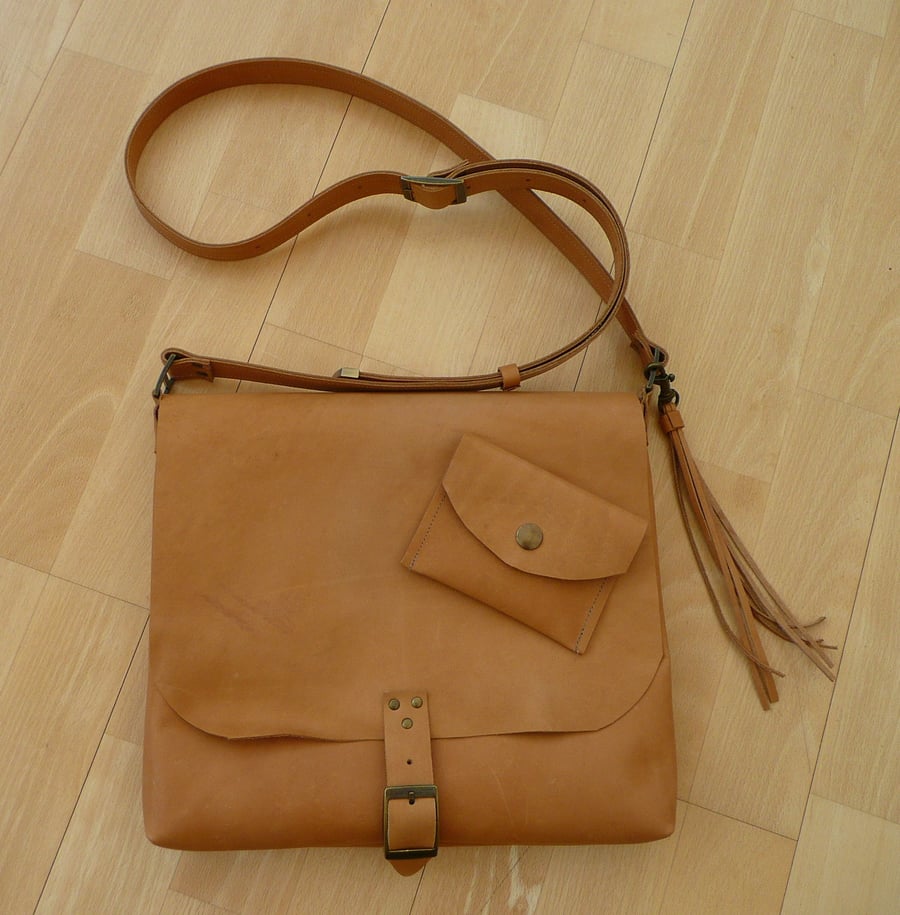 crossbody bag, vegetable tan leather messenger bag, shoulder bag with coin purse