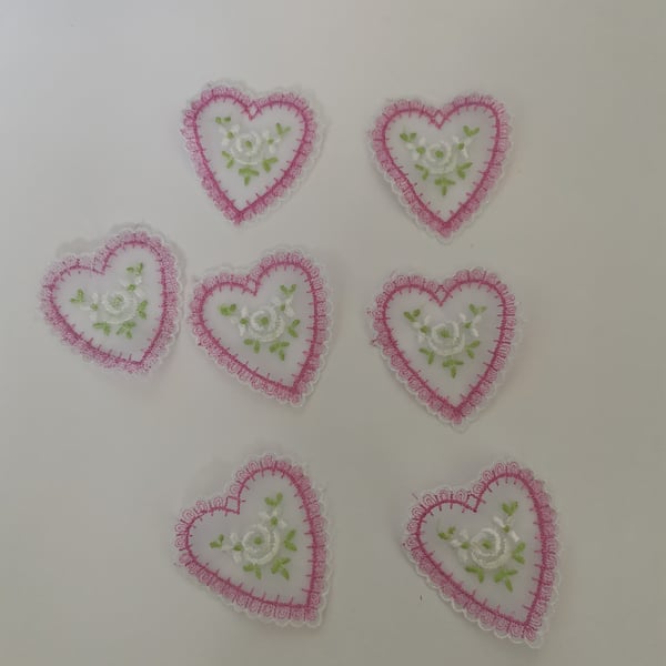 Pack of 10 Light Pink & White Lace Heart With Flowers Motif