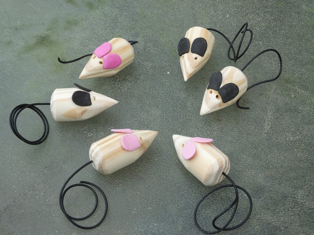 Six little wooden mice decorations each mouse has felt ears & long black tail