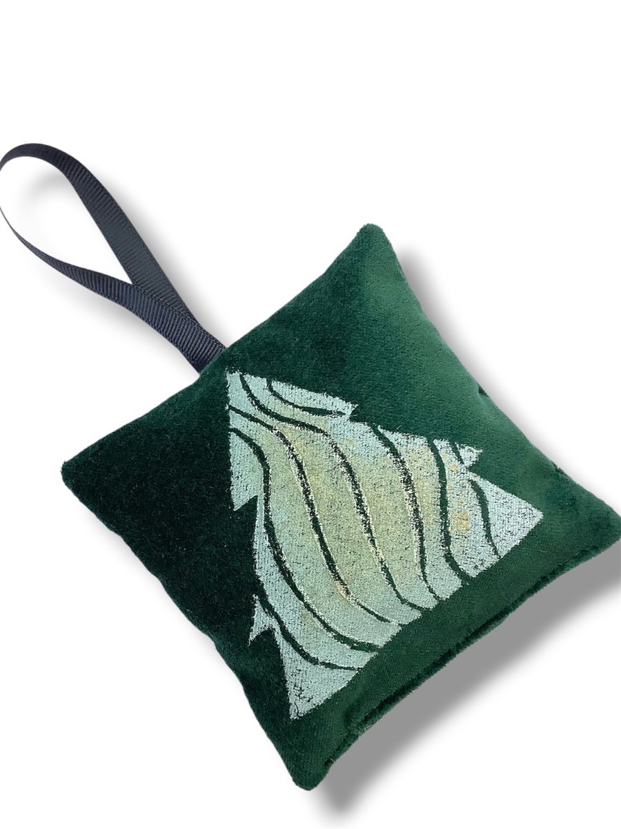 Velvet Lavender Sachet, Hand Printed Lavender Bag, Christmas Tree Ornament 