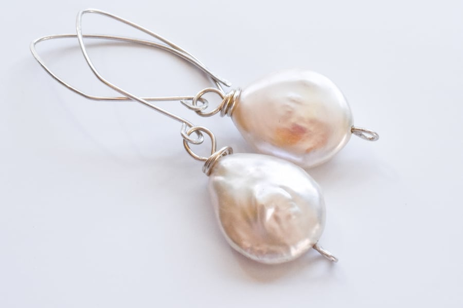 Handmade Sterling Silver Pearl Earring 