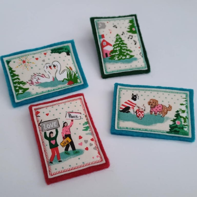 Christmas Brooch - Nostalgic Winter Scene pin brooch in fabric and felt