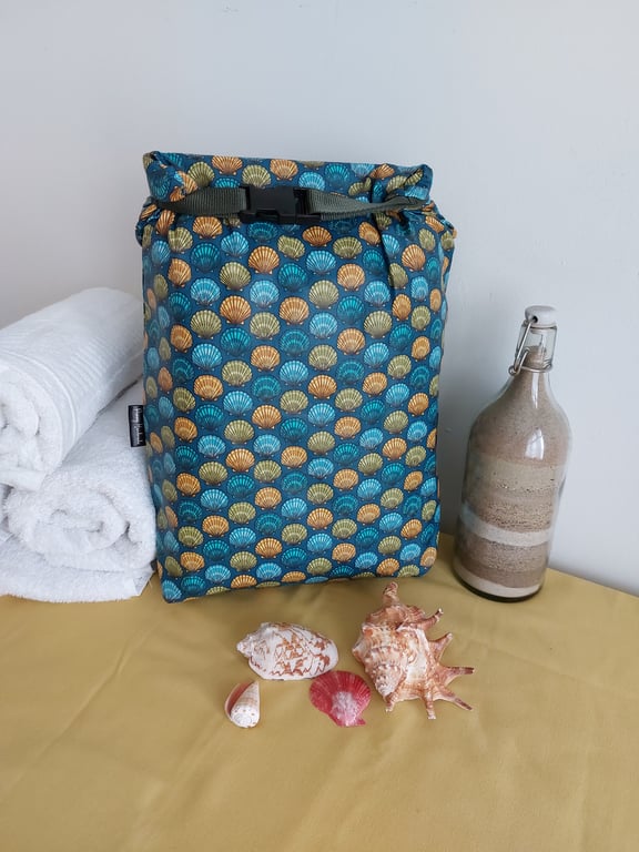 X L Coated cotton oilcloth drybag