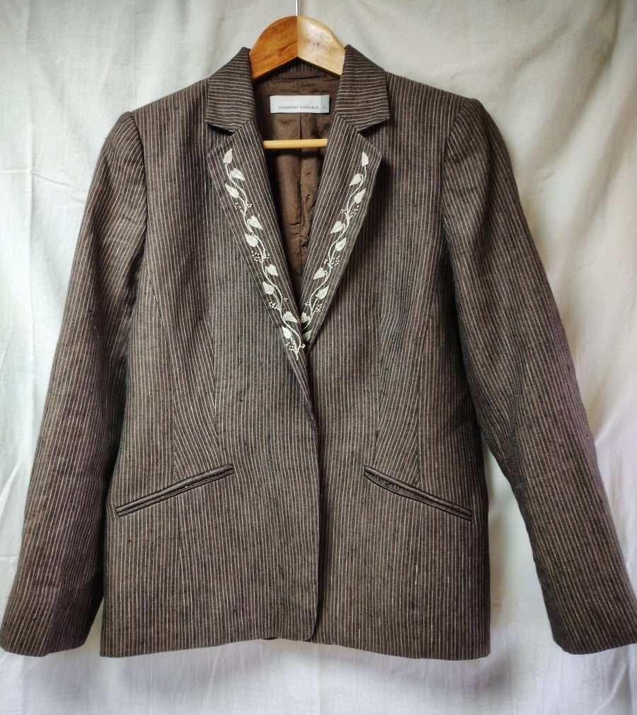 Brown linen jacket with hand embroidery