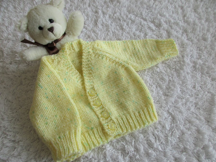 14" Newborn Boys Lemon Print V Neck Cardigan