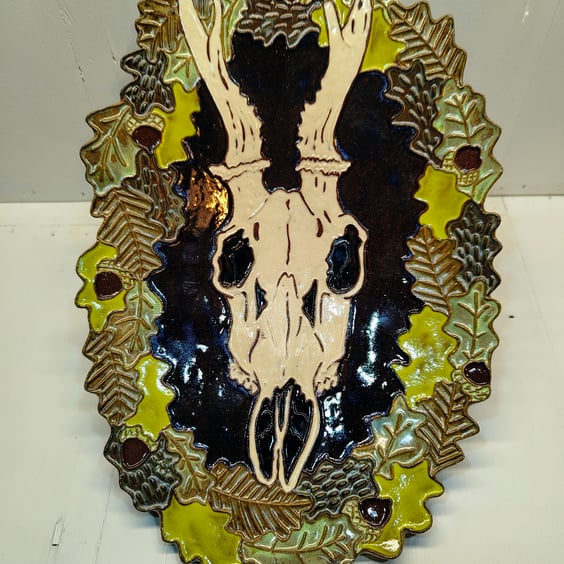 Roe deer skull dish with oak leaf wreath