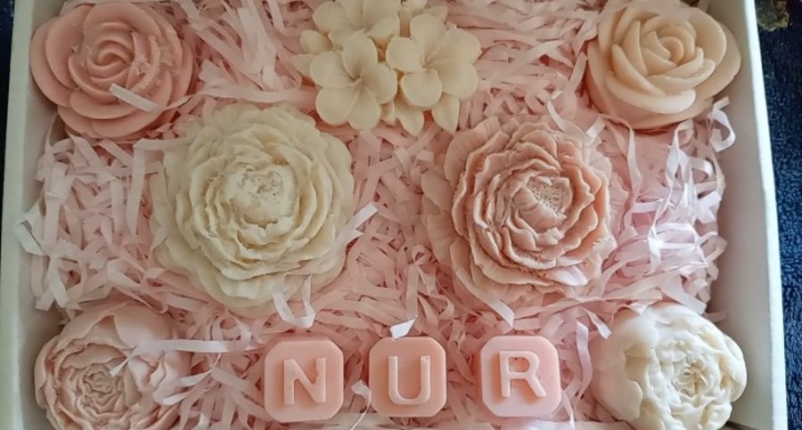 Personalised Floral Wax Melt Gift Box - Peony & Rose Handmade Gift