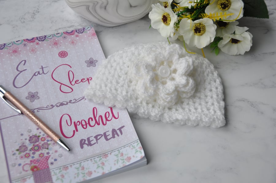 0-3 Months Hand Crochet Baby Beanie Hat Crocheted White Flower Button Girl Boy