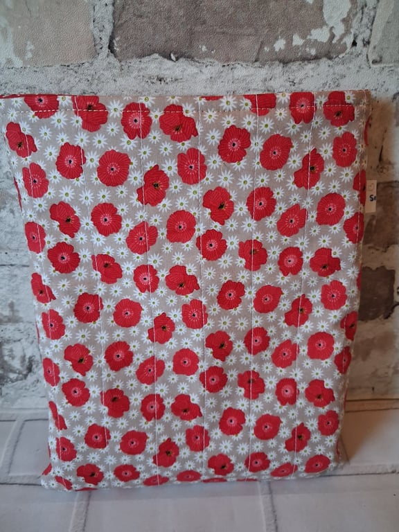 FULLY LINED KINDLE BOOK SLEEVE