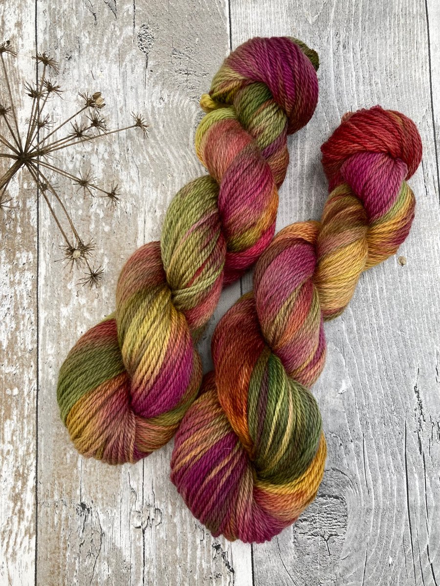 Hand dyed knitting yarn DK Falkland Misty Spice