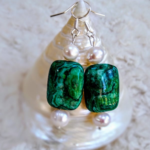 Green Crazy Lace Agate rectangular & Freshwater pearl beaded EARRINGS