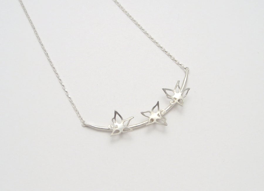 Sterling Silver Blossom Curved Necklace with 3 Flowers