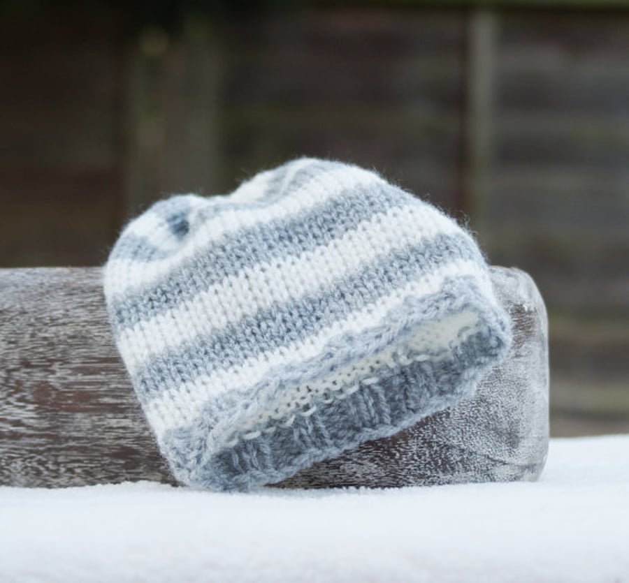 Newborn Grey and Cream Baby Slouch Knit Beanie Hat Photo Prop Hat 