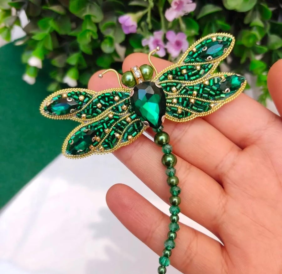 Handmade Green Dragonfly Brooch, Beaded Statement Pin, Elegant Nature-Inspired J