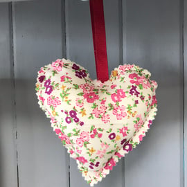 Fabric Heart. (173)