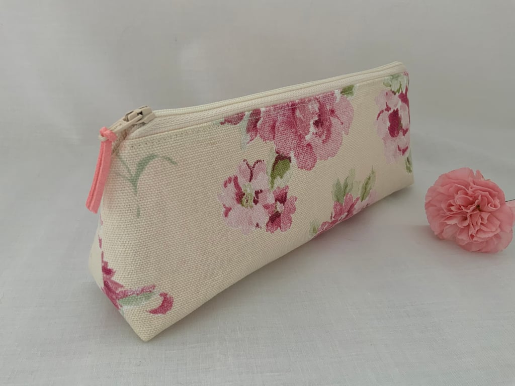 Pencil Case, Brush Case, Cosmetic Bag, Zipped Purse, Mothers Day Gift