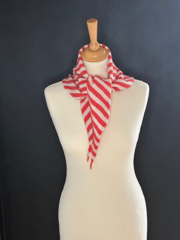 Triangle Scarf - Inferno & Cream