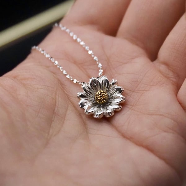 Handmade Sterling Silver Daisy Pendant with Natural Drusy Agate Gemstone 