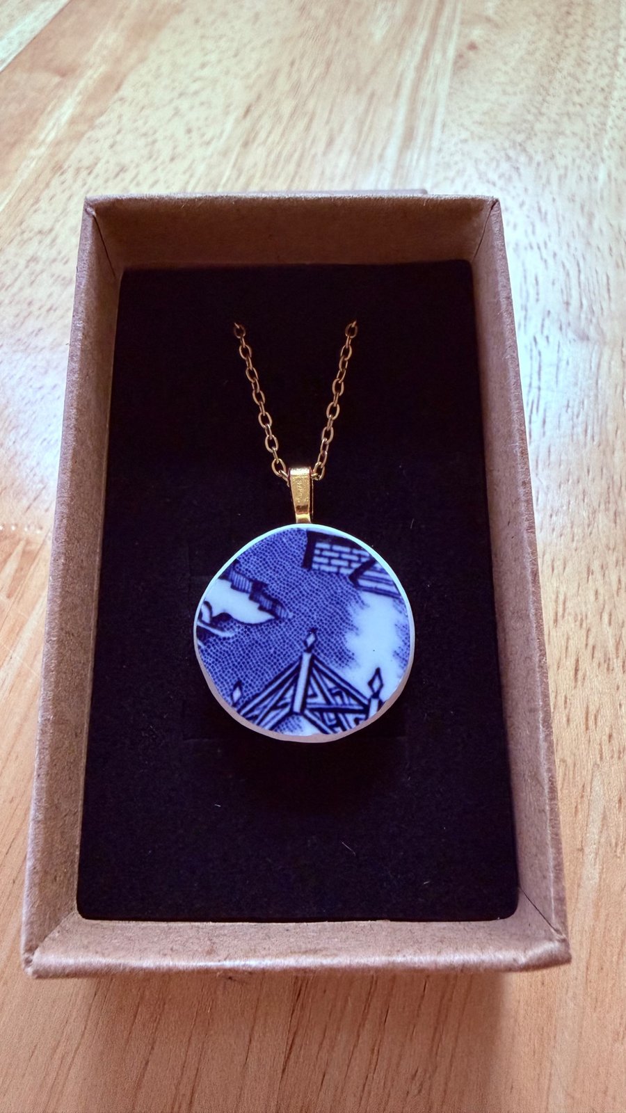 Upcycled bone china necklace blue willow pattern