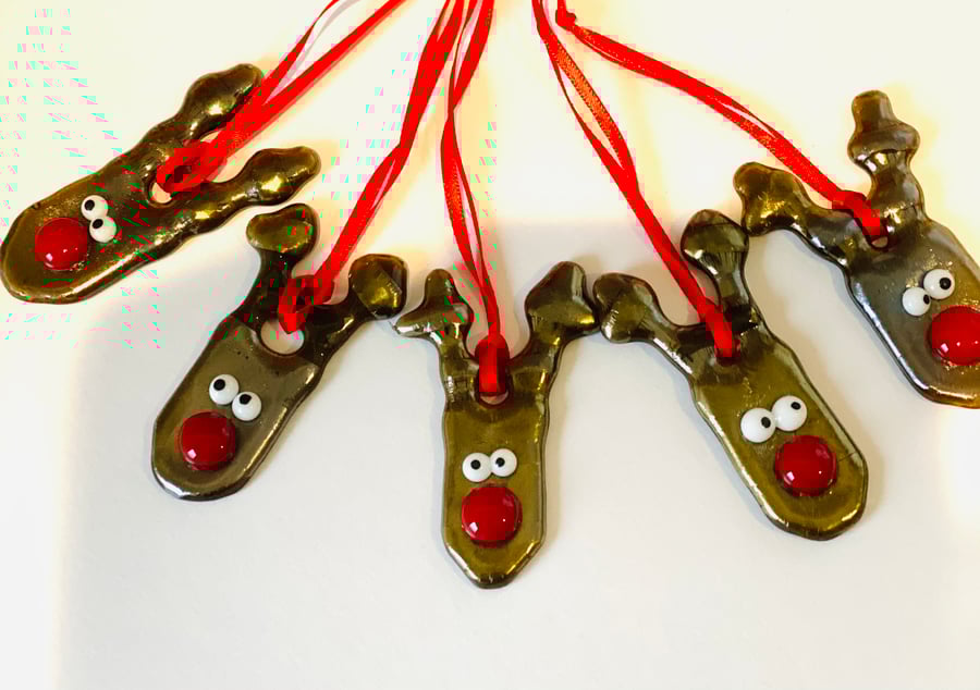 Fused glass reindeer Christmas dororation, tree hanging decoration