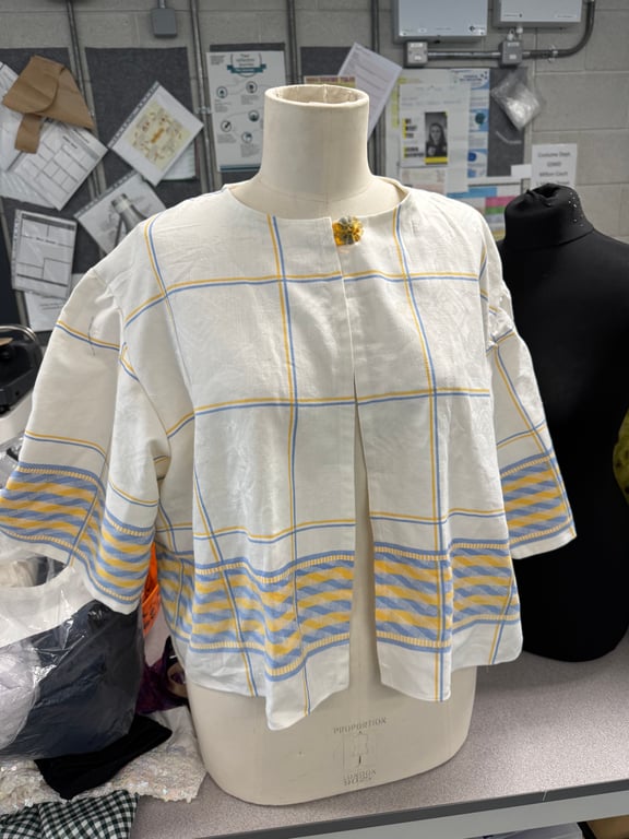 Summer Spring Tablecloth jacket vintage edge to edge 