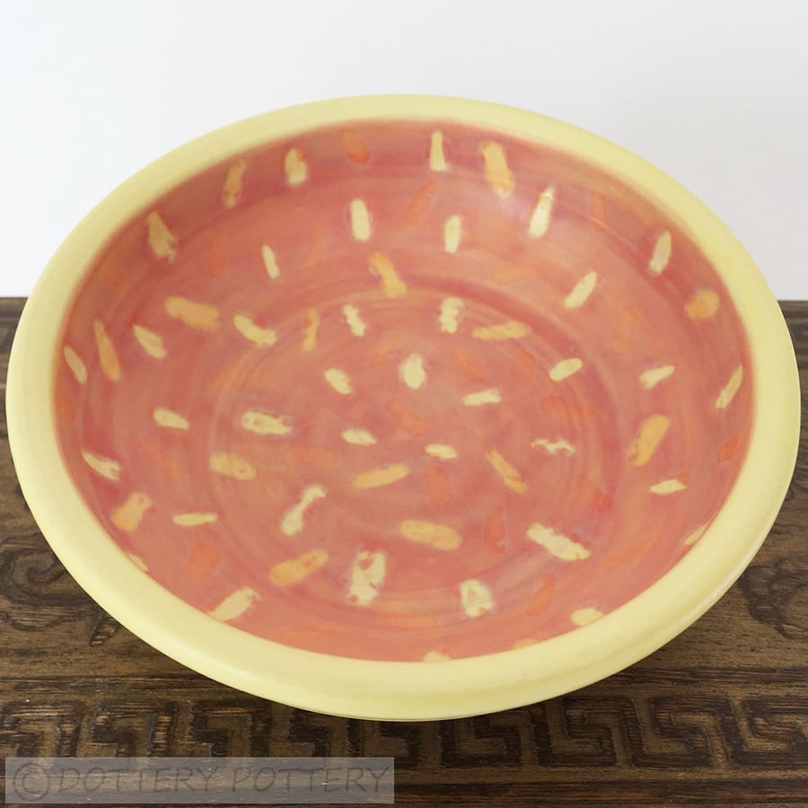 Ceramic yellow plate pottery saucer modern design pink, orange yellow
