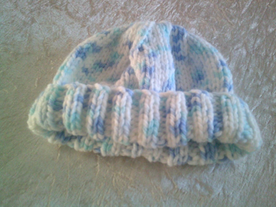 Blue and White Chunky Child's Hat