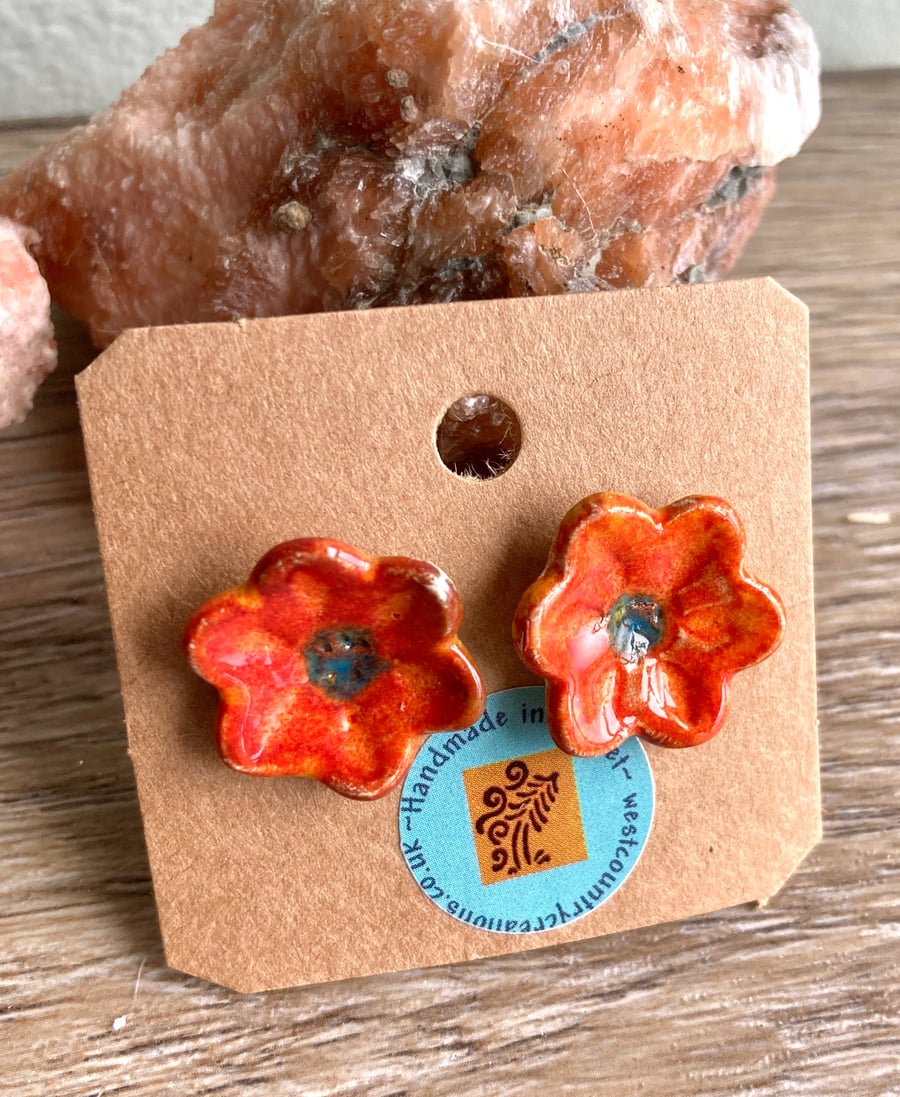 Red Flower Stud Earrings 