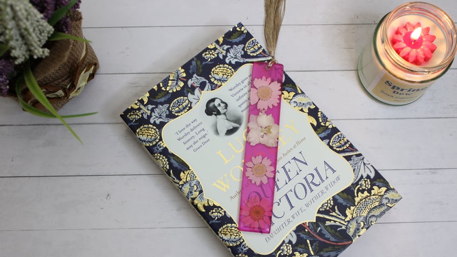  Pink Resin Bookmark with White Flowers