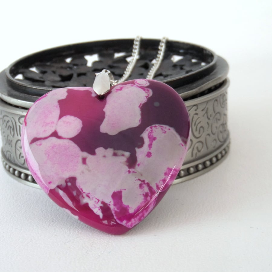 Unique pink agate heart pendant necklace