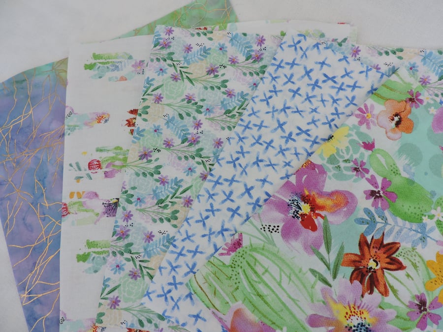 Clearance Sale 4.00  Cotton Fabric Remnants 5 Pieces 23cm x 46cm Floral