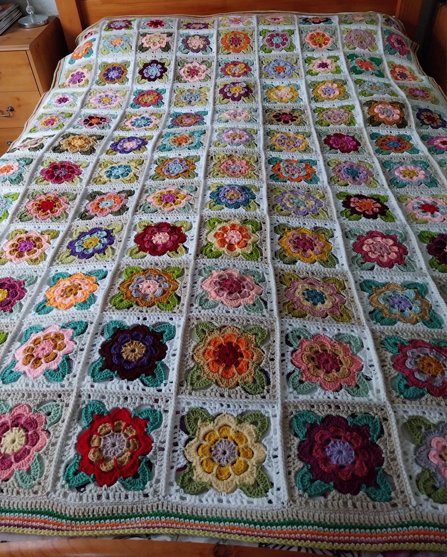Crochet blanket 