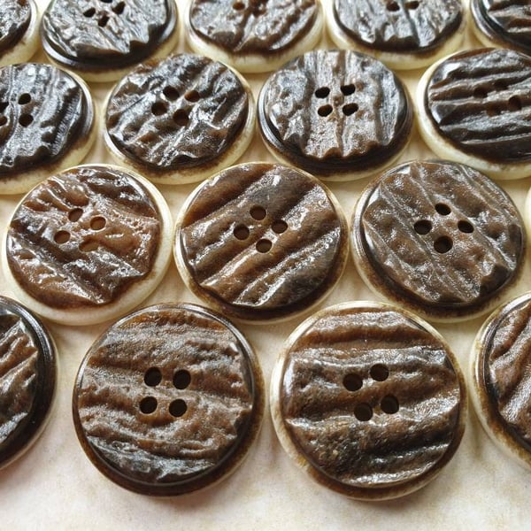 1 & 1 8" 28mm 44L Vintage buttons