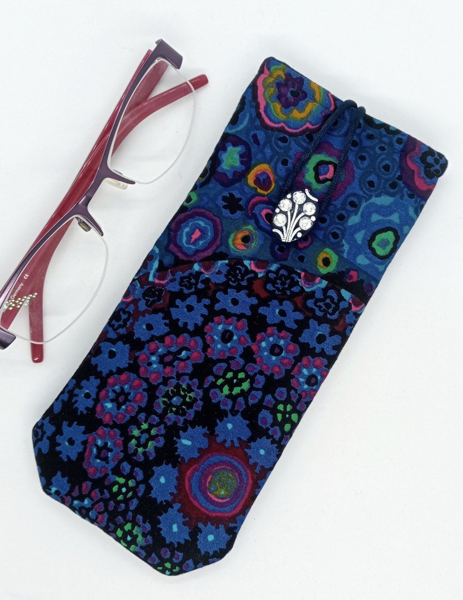 Blue splotchy glasses case NO POSTAGE 484LF