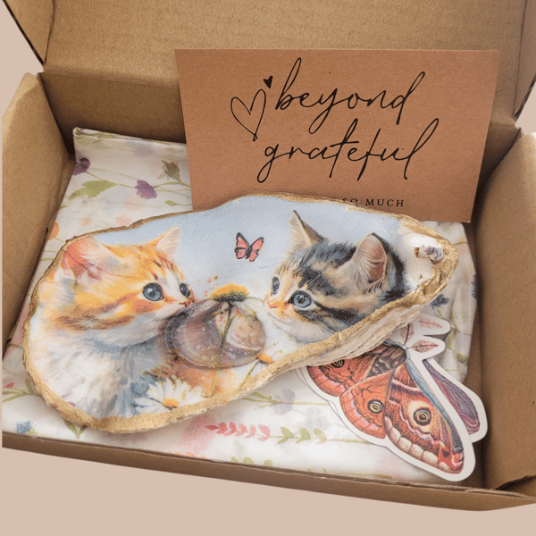 Decoupage Kitten Shell Trinket Dish 