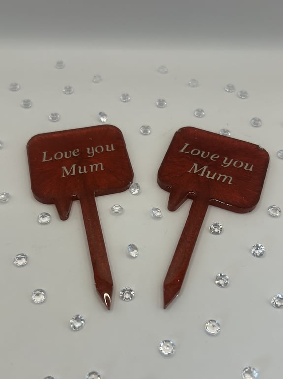 Perfectly Imperfect Resin Plant Labels - "Love you Mum" Deep Red
