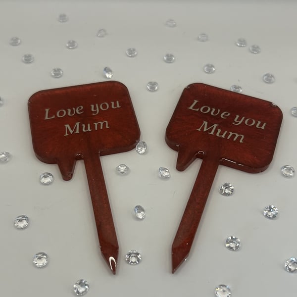 Perfectly Imperfect Resin Plant Labels - "Love you Mum" Deep Red