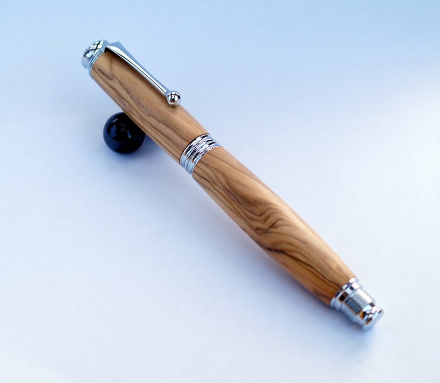 Omega Rollerball pen in Olive